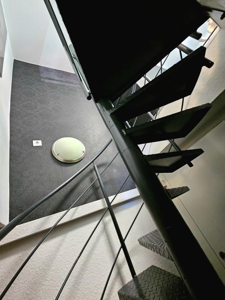 Wendeltreppe ins UG