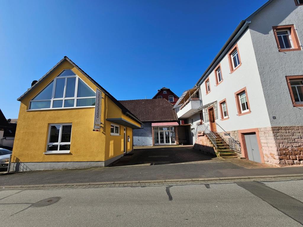 Gebäude-Ensemble